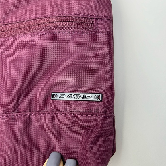 DAKINE Jacky Burgundy Crossbag adjustable strap 10”X 7” - Picture 7 of 15